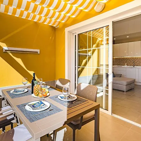 Orlando Comfort And Sunny Daire Costa Adeje